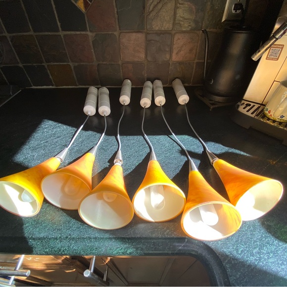 Hampton Bay Dimensions track trumpet pendant with mottled yellow glass - Picture 7 of 7